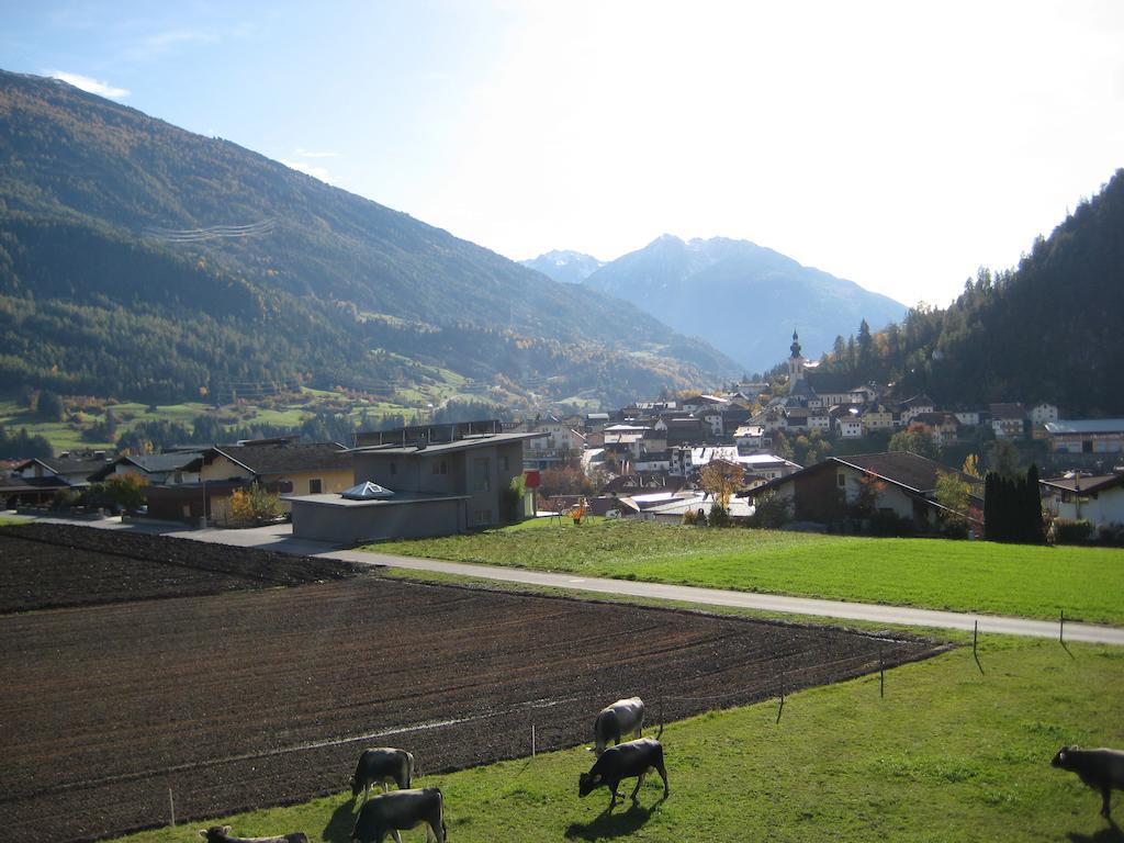 Ferienwohnung Gundolf Christine Arzl im Pitztal Habitación foto