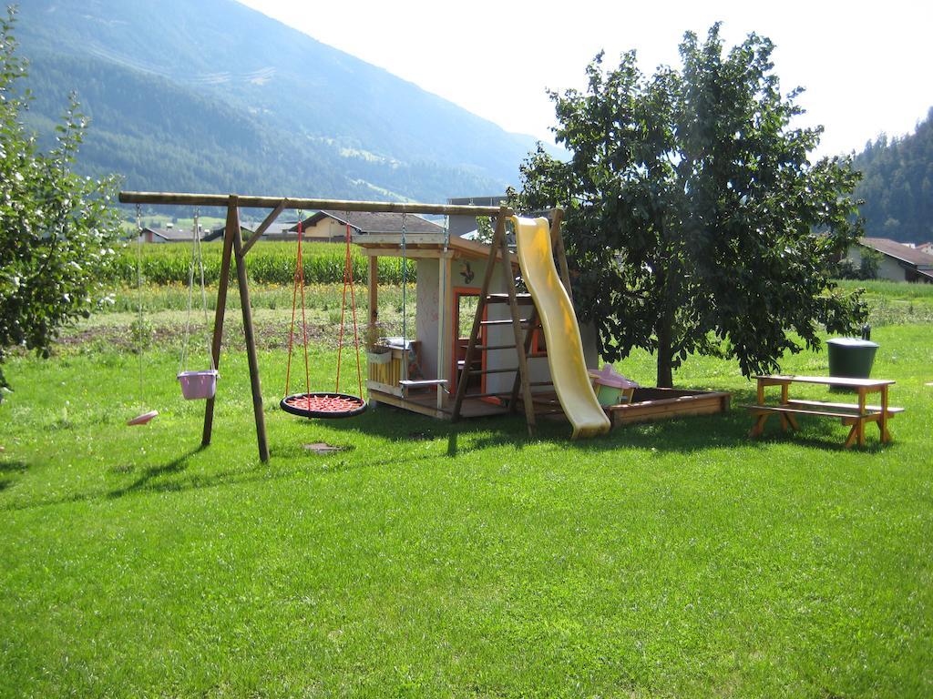 Ferienwohnung Gundolf Christine Arzl im Pitztal Habitación foto